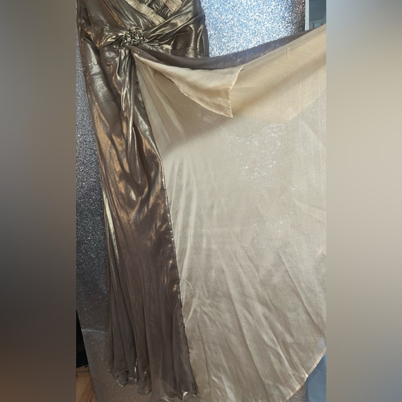 Beautiful Elegant Gold Atelier Alyce Seralina Collection Evening Gown Size 10 - Picture 14 of 16